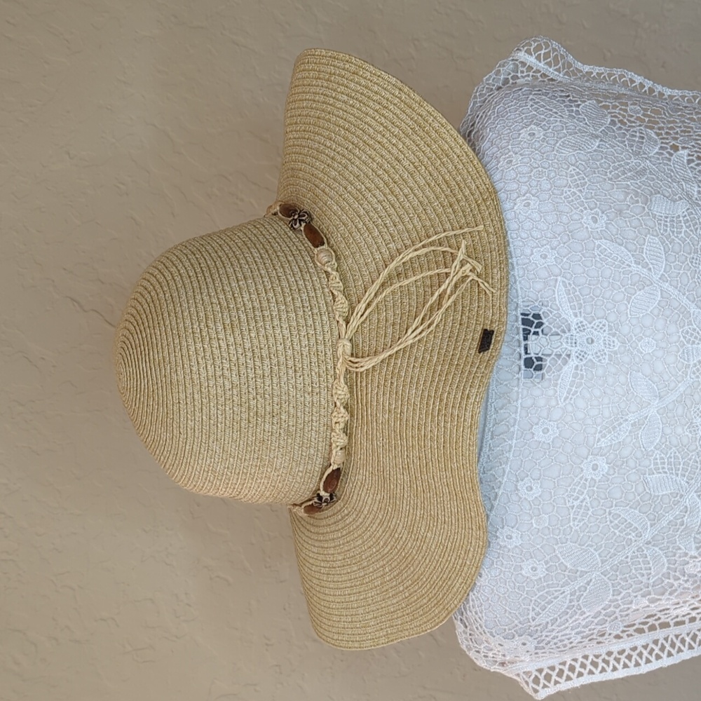 Solfish WET Beaded Floppy Woven Straw/Rattan Beach Hat One Size Fits Most - Picture 3 of 8